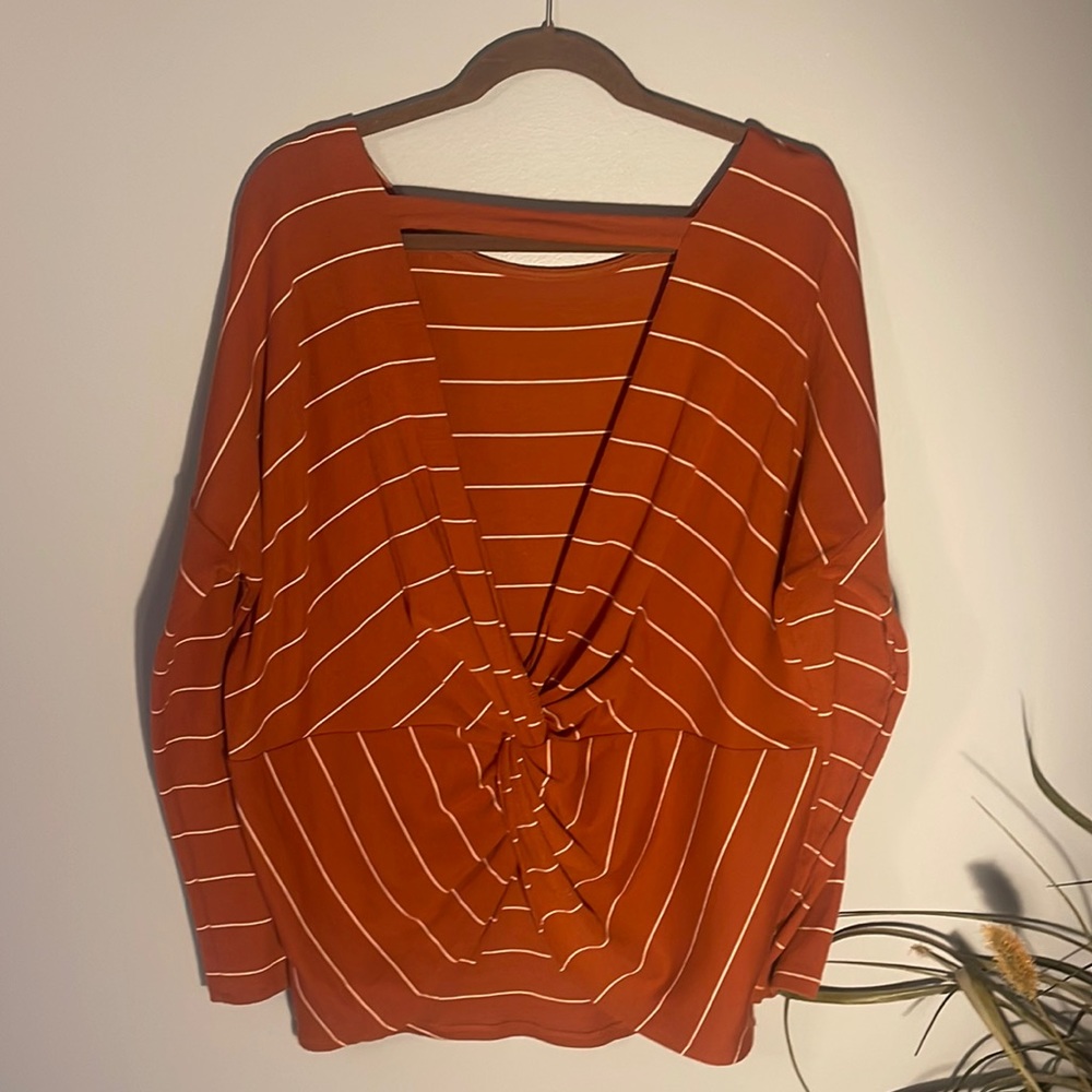 Burnt Orange 3/4 sleeve shirt-open back